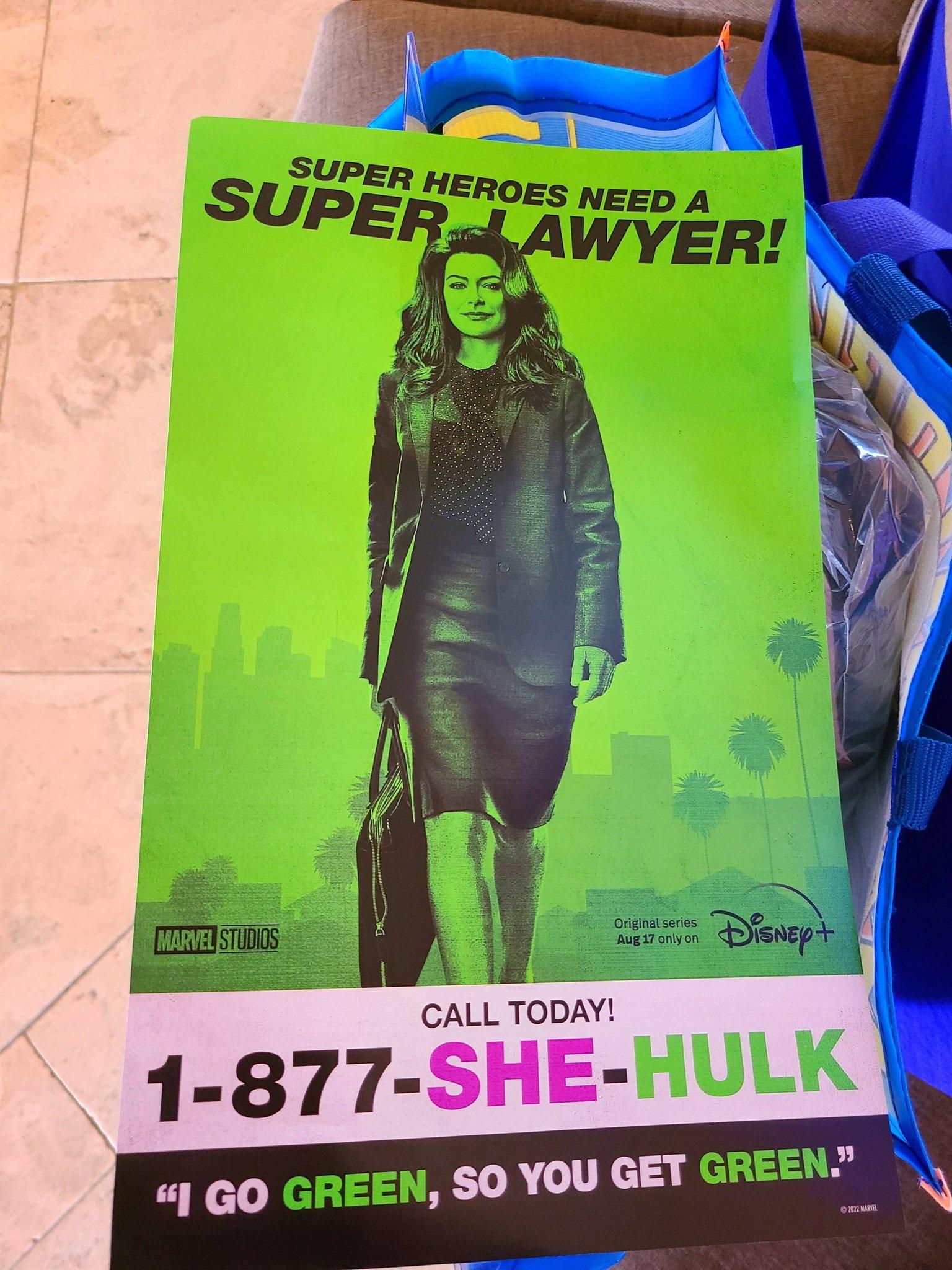 Ny 'She-Hulk' flyer med telefonnummer.