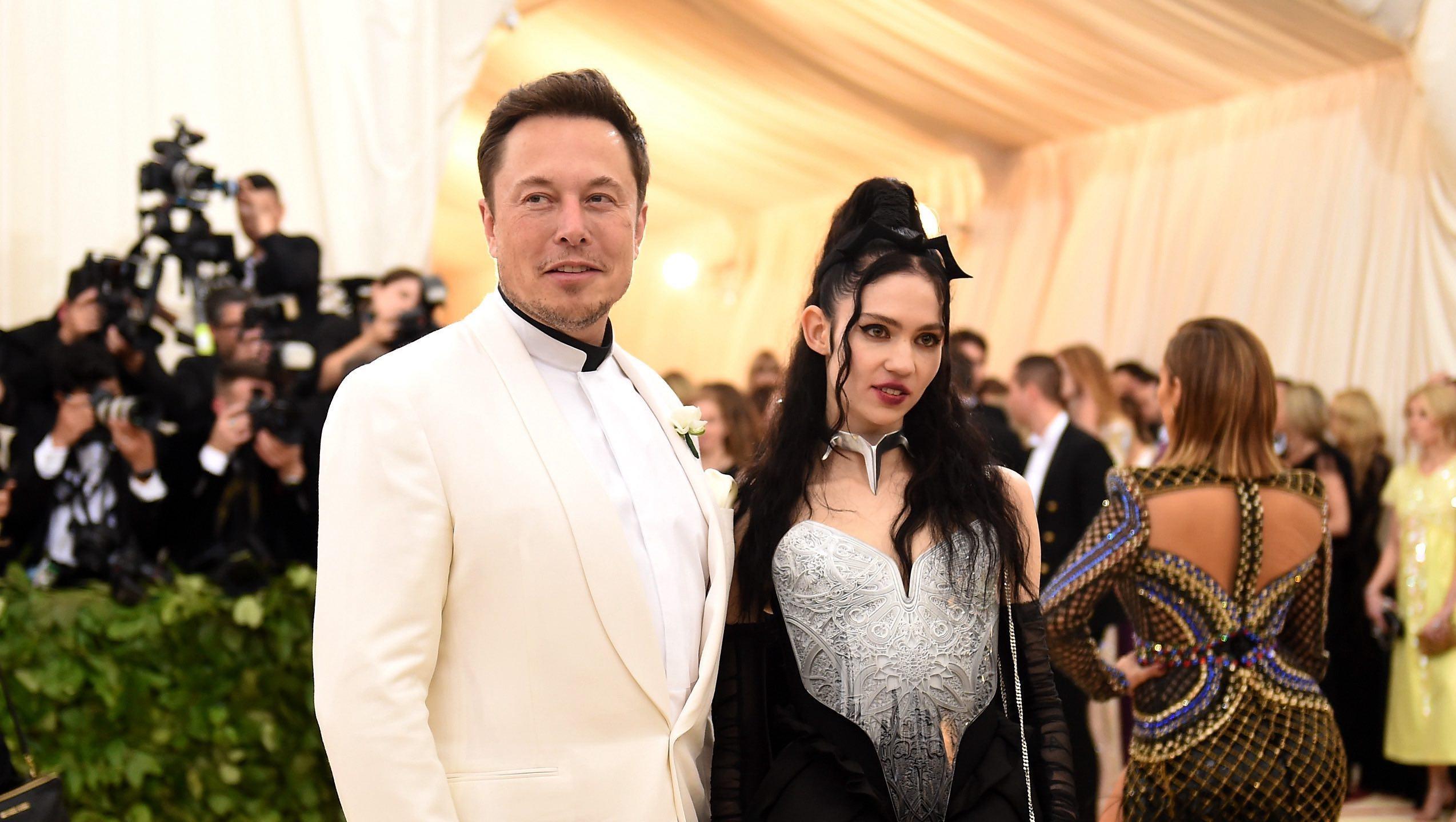 Elon Musk och Grimes.