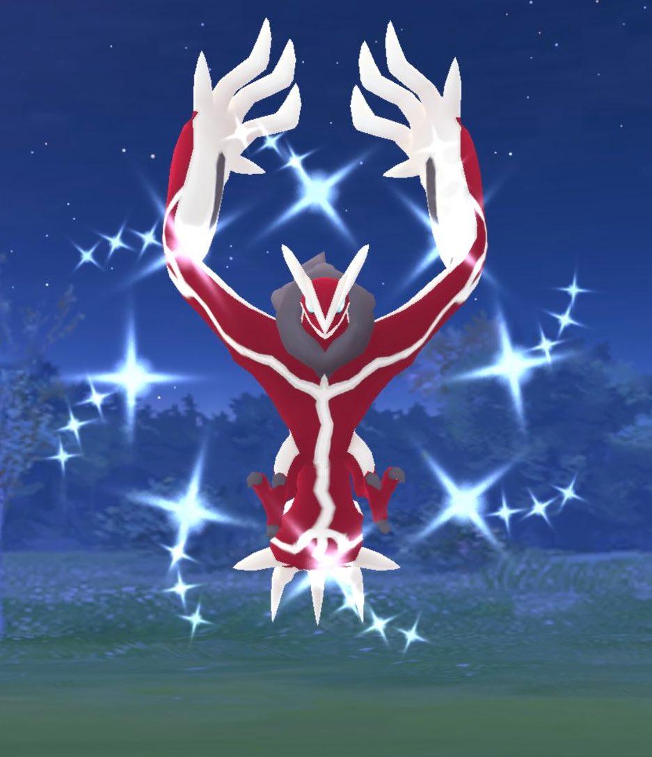 Shiny Yveltal dans 'Pokémon GO'