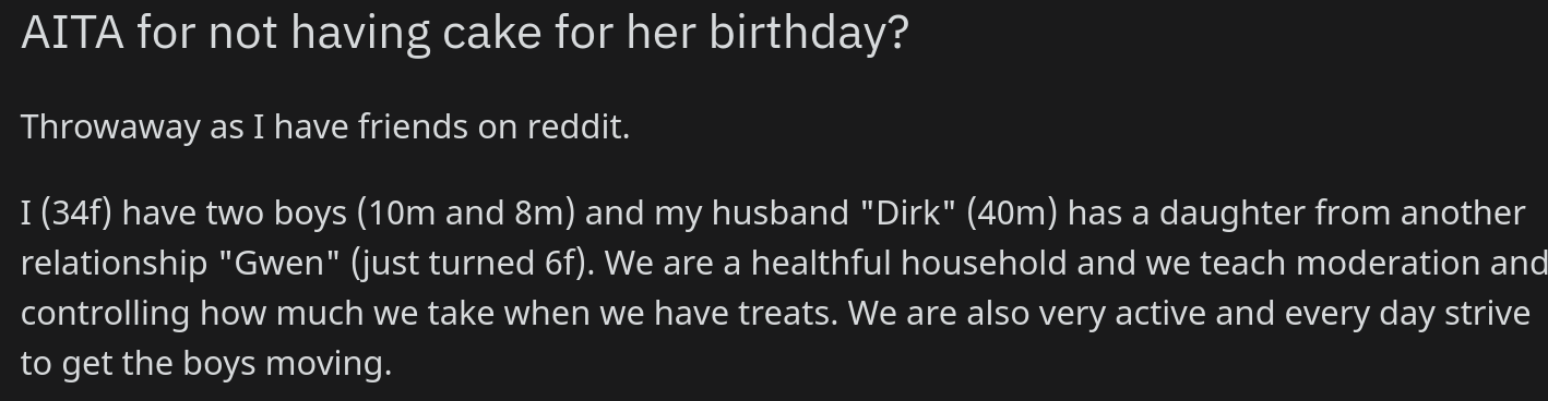 une femme dit à un an qu'il n'y a pas de gâteau pour son anniversaire