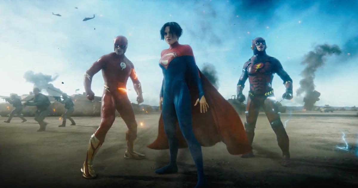 Barry Allen (Ezra Miller) från tidigare och nuvarande tidslinjer slåss tillsammans med Supergirl (Sasha Calle).