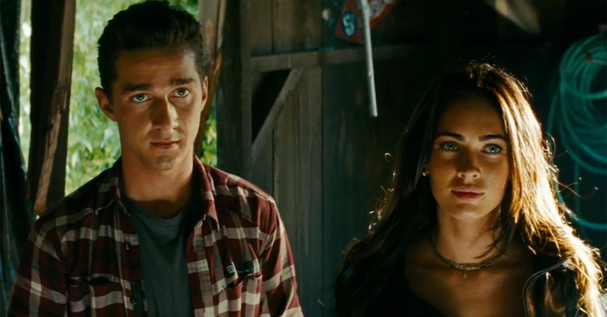 (lr) Sam Witwicky (Shia LeBeouf) und Mikaela Banes (Megan Fox) in „Transformers: Revenge of the Fallen“