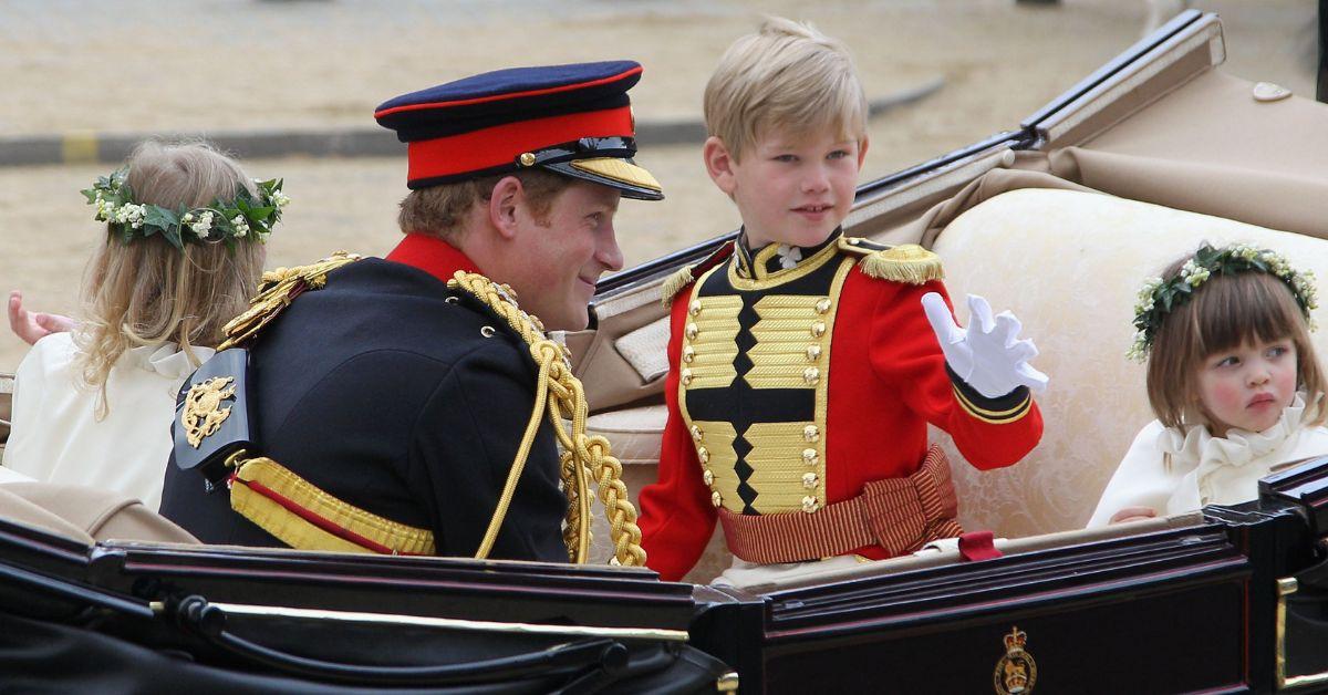 O príncipe Harry, o pajem Tom Pettifer e Eliza Lopes no dia do casamento do príncipe William e Kate Middleton em Londres em 2011