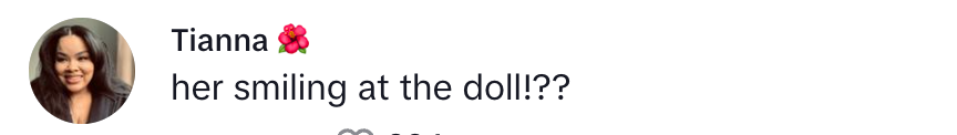 Ein Kommentator war überrascht, als ein anderer Käufer eine rassistische Puppe anlächelte