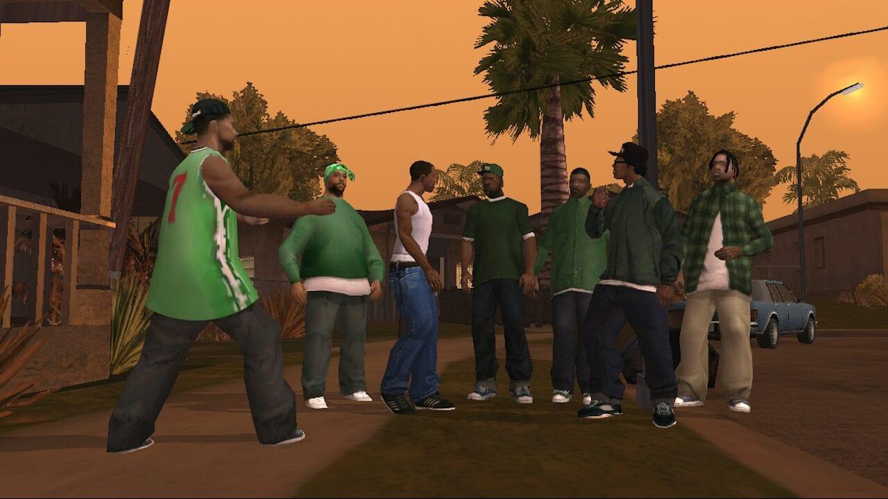Captura de tela de CJ e membros de gangue em 'GTA: San Andreas'.