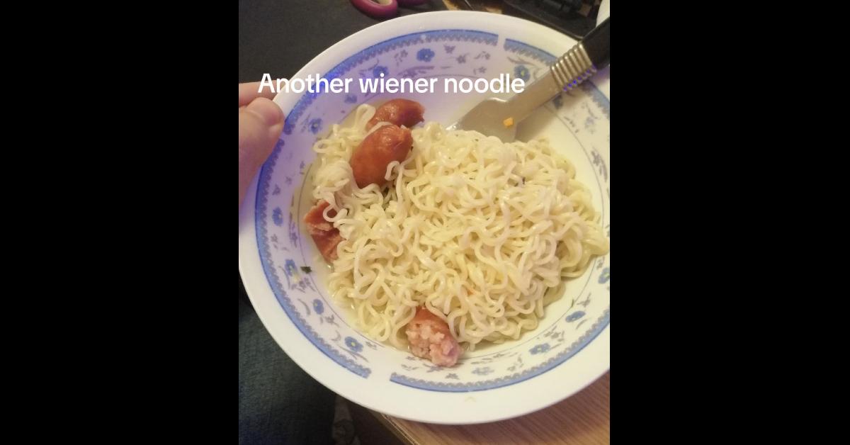 Postagem viral mostrando mulheres "nojento" refeições que ela prepara para o namorado.