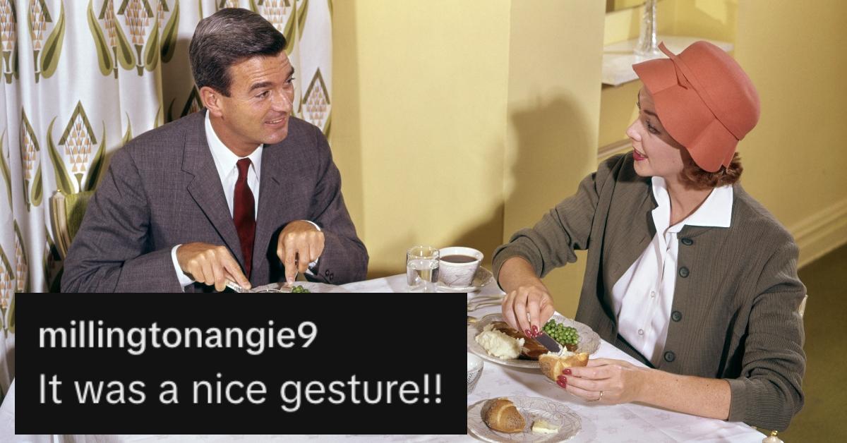 Screenshot eines Kommentars unter „Restaurant gab Dankeskarte zum Jubiläum“ auf TikTok über dem Foto eines Paares beim Abendessen