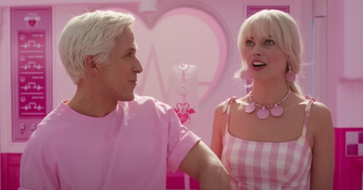 Ryan Gosling nel ruolo di Ken e Margot Robbie nel ruolo di Barbie nel film 