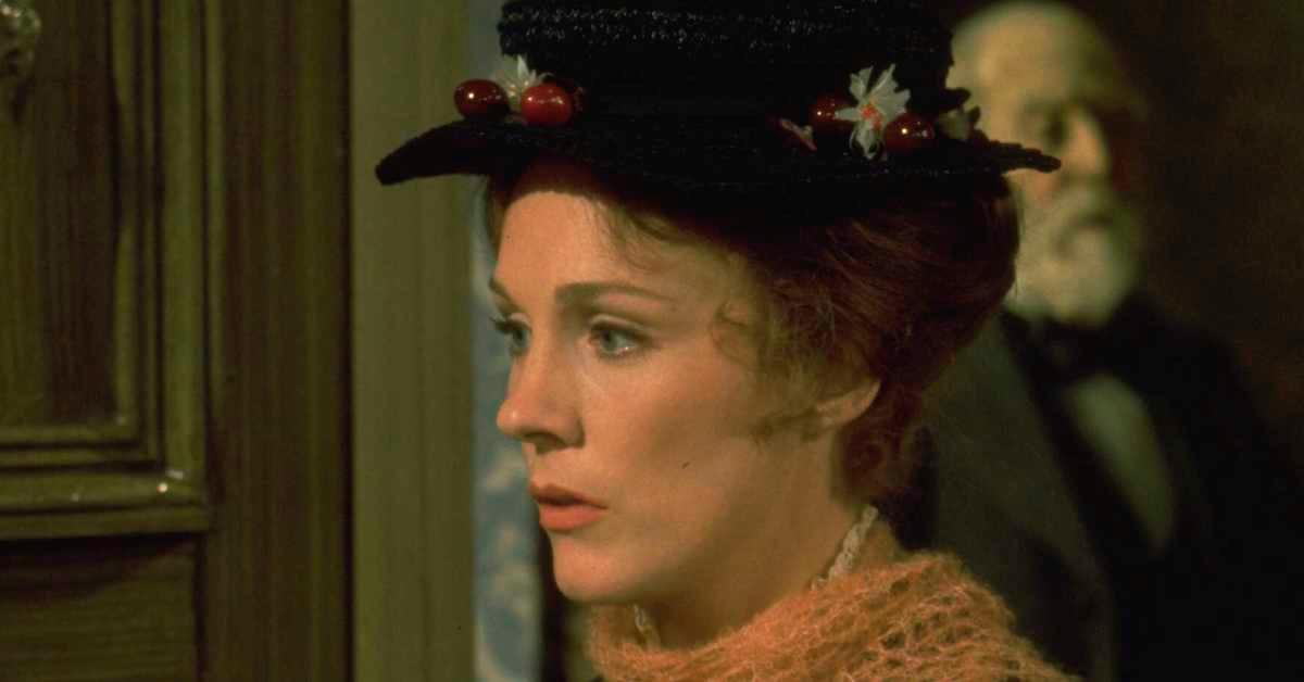 Skådespelaren Julie Andrews i karaktären som Mary Poppins under hennes tv-special Julie: My Favorite Things, cirka 1975