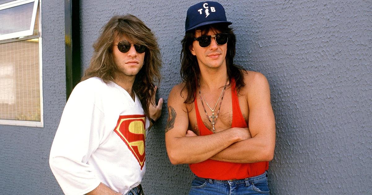 Jon Bon Jovi (à gauche) et Richie Sambora (à droite)