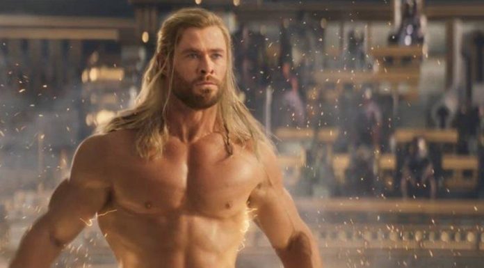 Fans är oroliga att "Thor: Love and Thunder" kommer att bli Chris Hemsworths sista MCU-film
