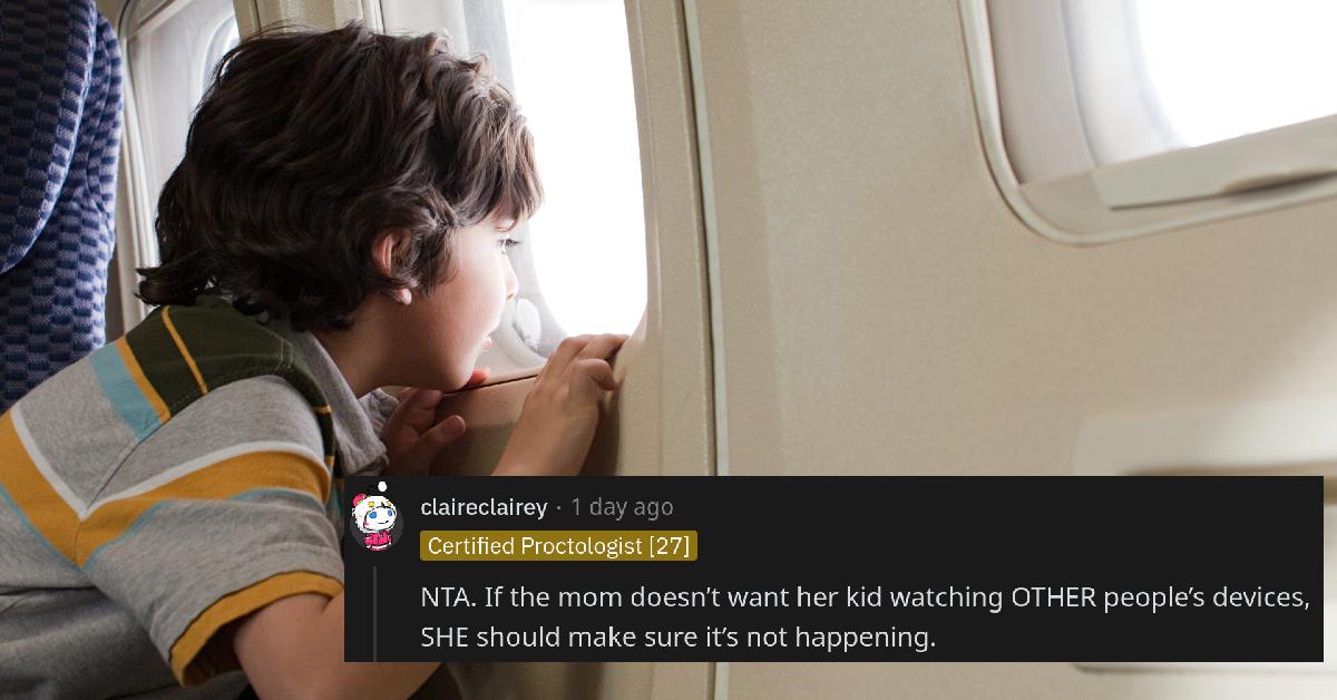 Internet apoia homem depois que passageiro o chama por fazer seu filho chorar com filme com classificação R
