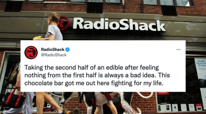 Her er hvorfor RadioShack handler med RadioWhack på Twitter
