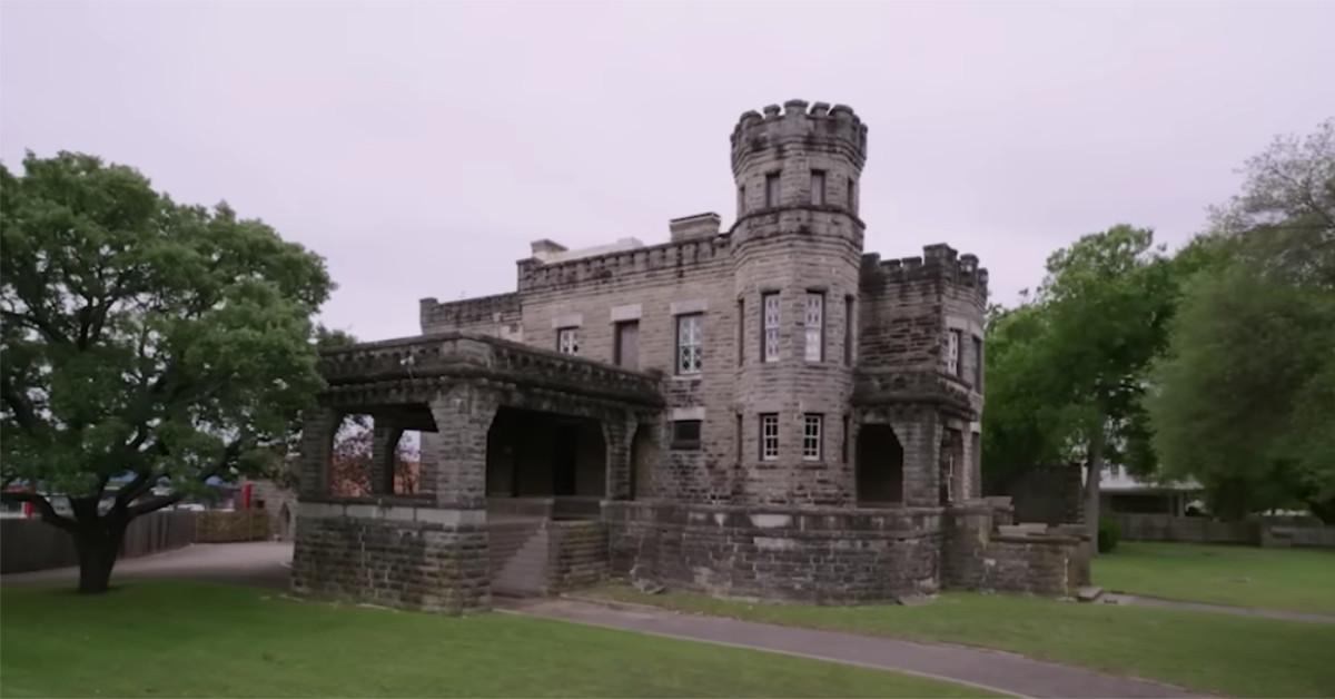 The House of "Fixer Upper: The Castle" var Chip Gaines drömprojekt
