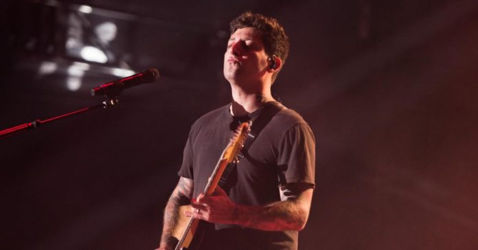 Fall Out Boy-gitarristen Joe Trohman kliver bort från gruppen, men varför?
