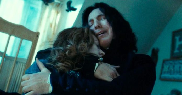 Certains pensent que l'amour de Snape pour Lily est la raison de leur patronus partagé
