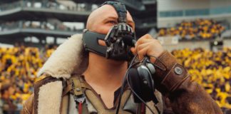 A necessidade de Bane por uma máscara em 'O Cavaleiro das Trevas Ressurge' difere dos quadrinhos
