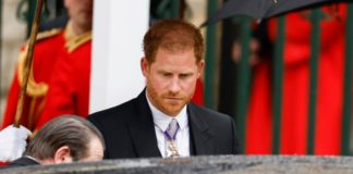  Varför var inte prins Harry på balkongen vid kröningen?  En titt in i det kungliga dramat
