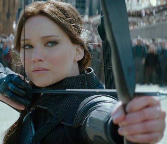 O último ato de rebelião de Katniss é matar [SPOILER] em 'Mockingjay'
