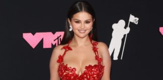 Ammettiamolo: Selena Gomez ha dato vita ai migliori meme agli MTV Video Music Awards 2023
