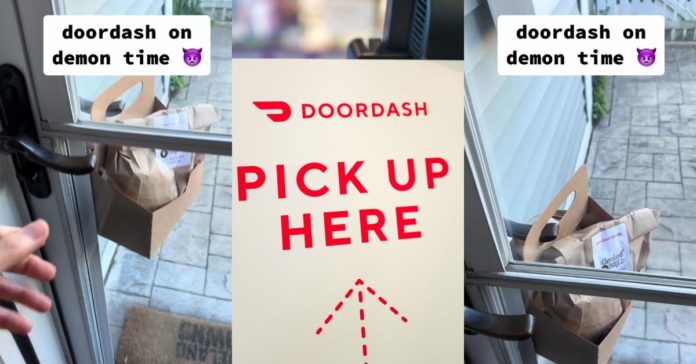  “Você deu gorjeta?”  - O motorista do DoorDash engana o cliente colocando o pedido de comida no pior lugar possível
