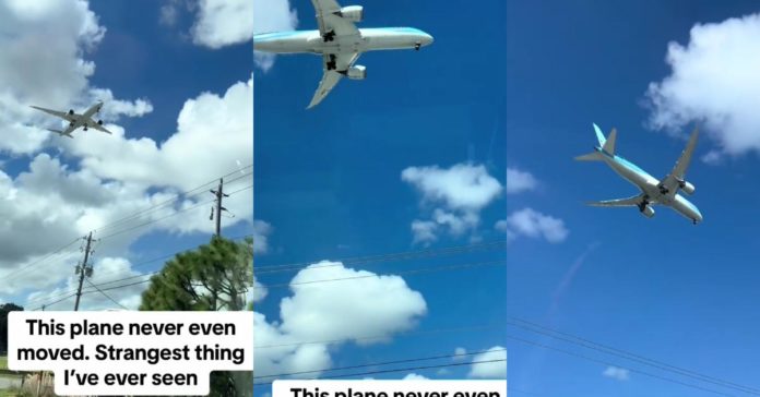 空を動かない飛行機のウイルスクリップがインターネットを困惑、これは目の錯覚か?

