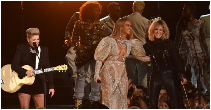 Beyoncé neckte ihre Liebe zur Country-Musik mit "Papa-Unterricht" — Was bedeutet das Lied?
