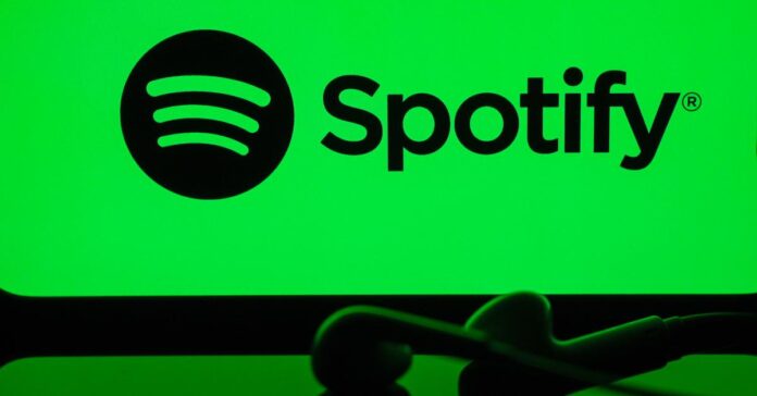 Spotify schränkt Liedtexte ein und bietet die Funktion nur Premium-Benutzern an
